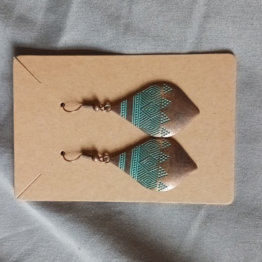 New Boho Style Bronze and Teal Dangle Fashion Earrings